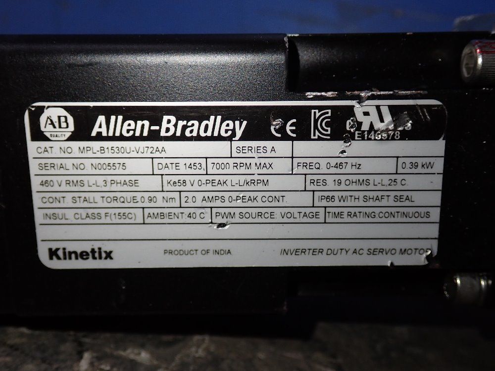 Allen Bradley .39 Kw Servo Motor - Mpl-b1530u-vj72aa
