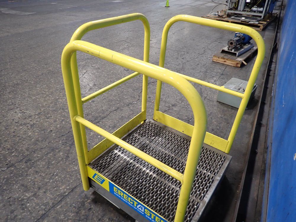 Erecta Step Platform