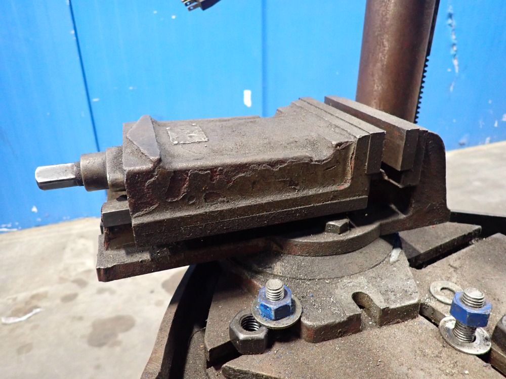 Dayton Drill Press W Vise