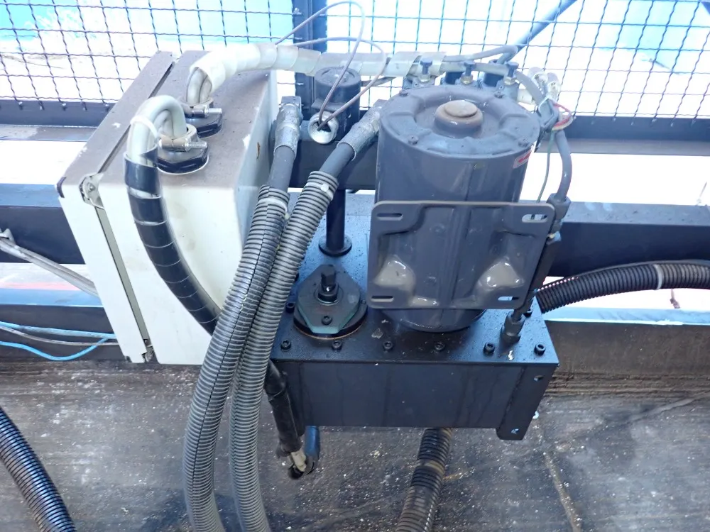 Amada 120"x100 Tons 2014 Amada Hds-1030ntr Cnc Press Brake - Hds-1030ntr