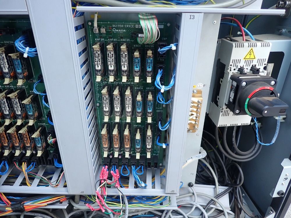 Amada 120"x100 Tons 2014 Amada Hds-1030ntr Cnc Press Brake - Hds-1030ntr