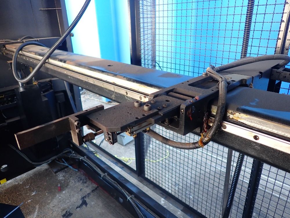 Amada 120"x100 Tons 2014 Amada Hds-1030ntr Cnc Press Brake - Hds-1030ntr