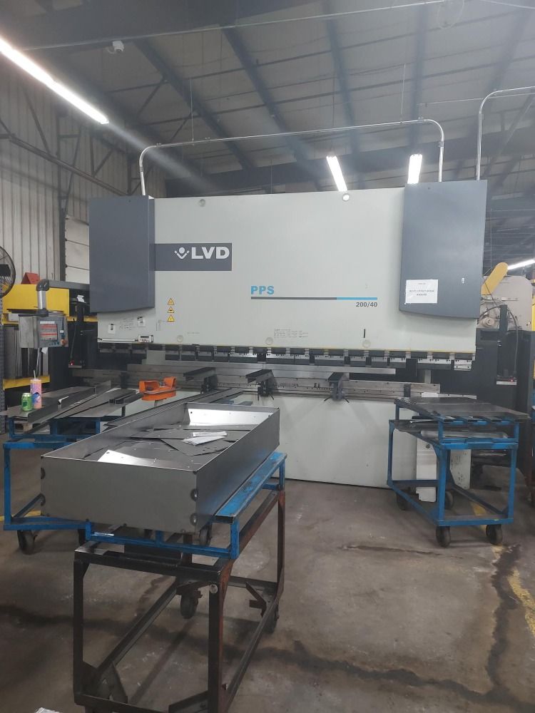 Lvd Strippit 2013 Lvd Strippit Pps 20040 Cnc Hydraulic Press