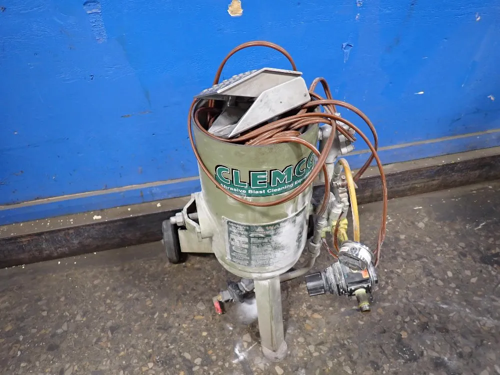 Clemco Clemco 1028 Pressure Blast Pot
