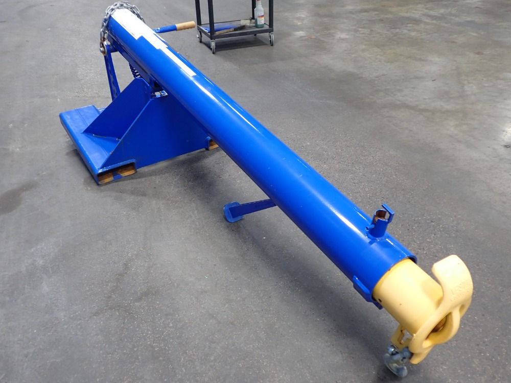 Vestil Jib Boom Forklift Attachment