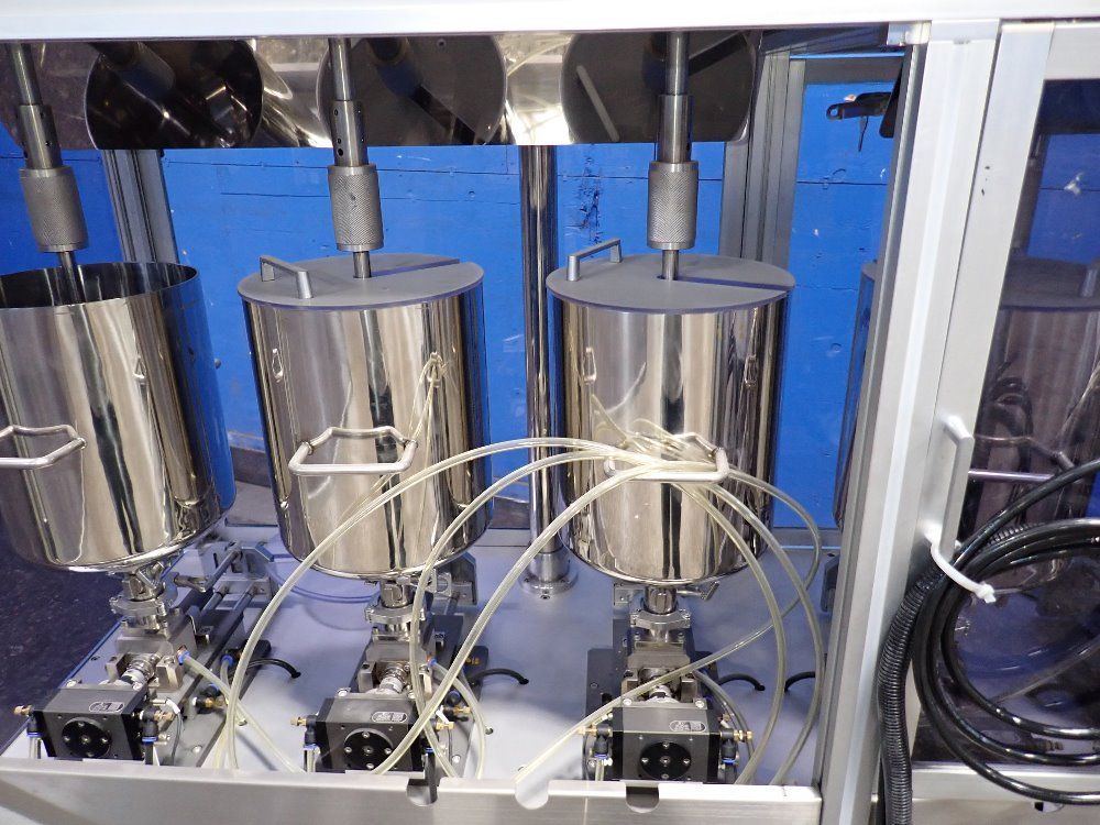 Woojung Tech Woojung Tech Injection Machine