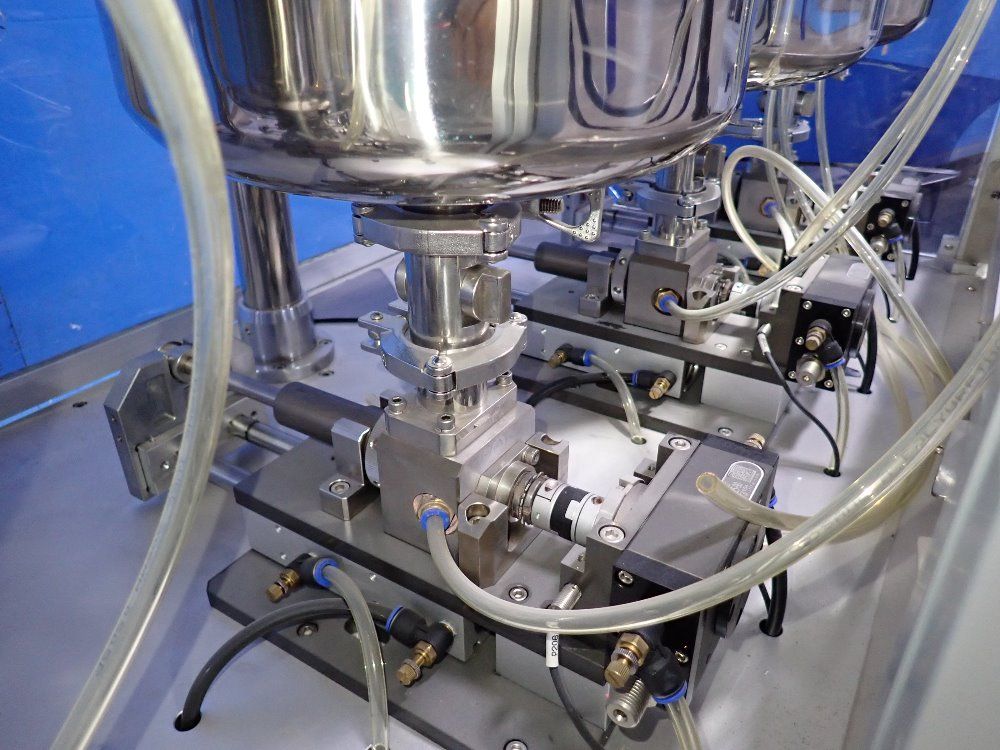 Woojung Tech Woojung Tech Injection Machine