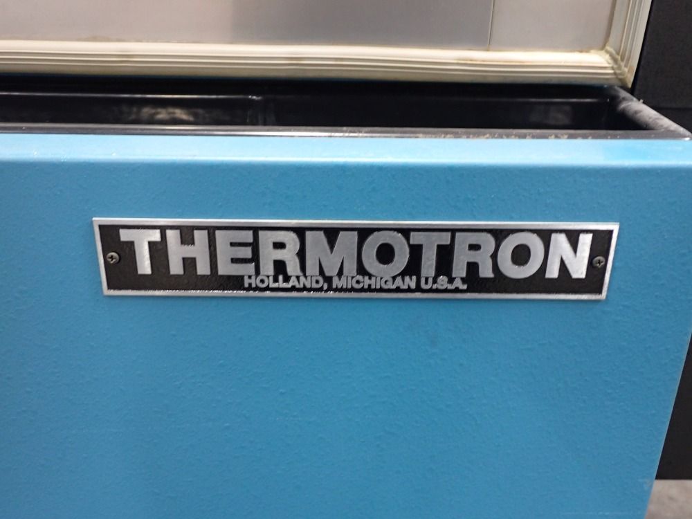Thermotron Chamber