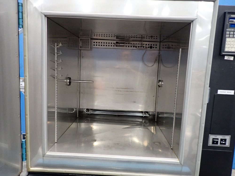 Thermotron Chamber