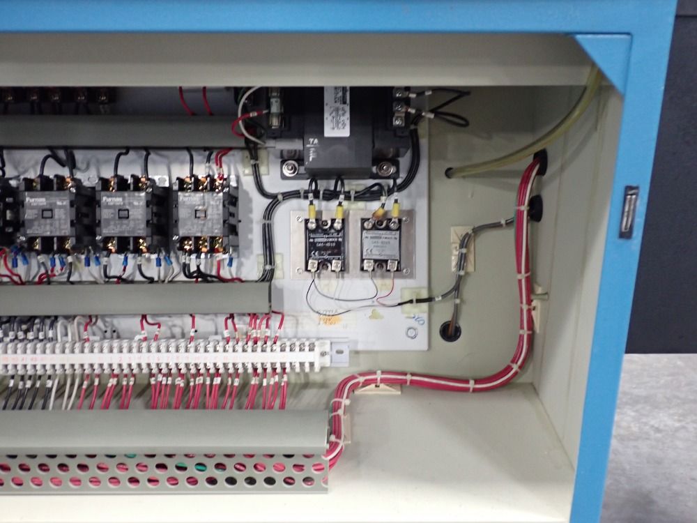 Thermotron Chamber