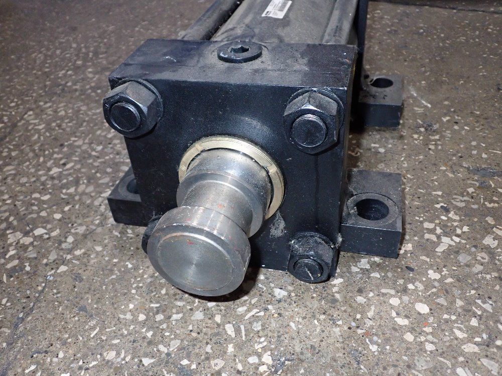 Parker Cylinder