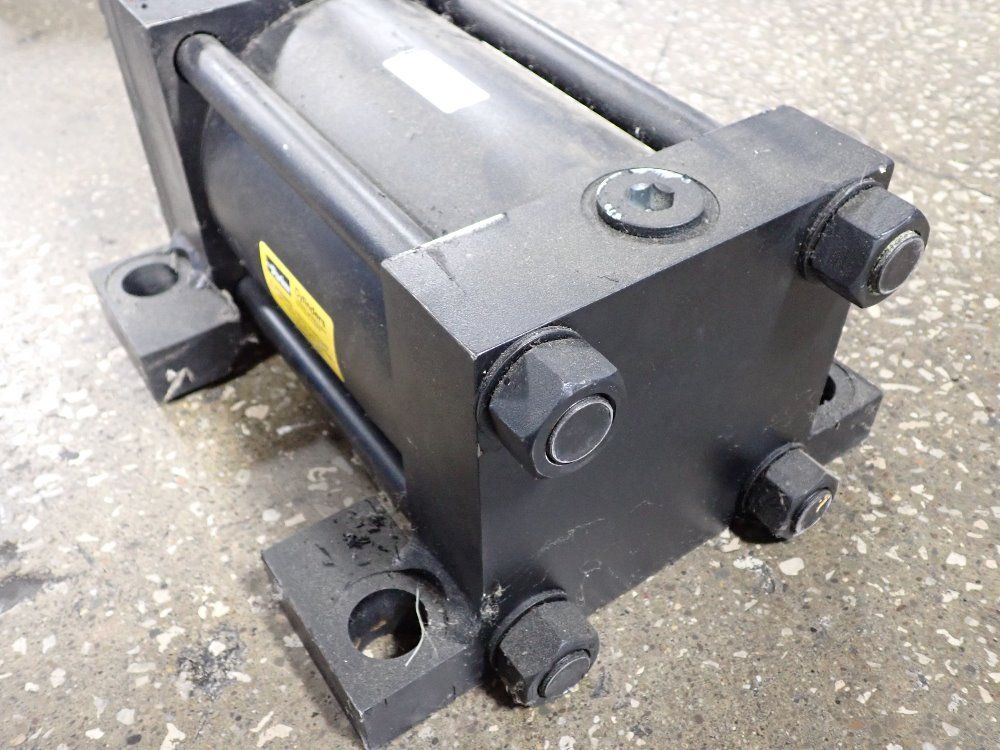 Parker Cylinder
