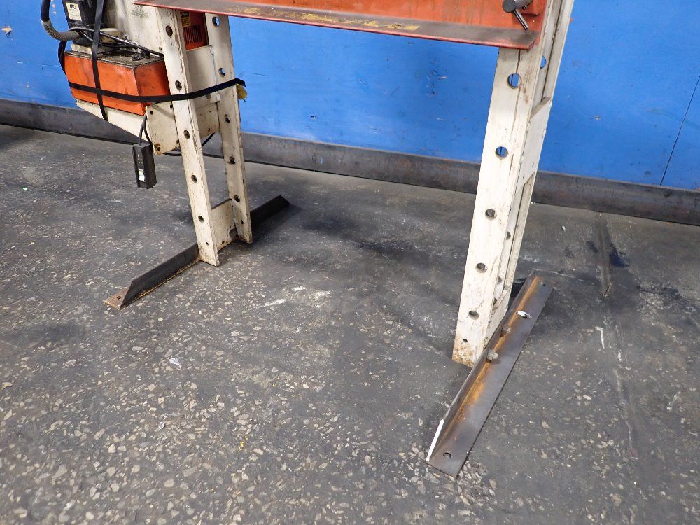 Powerteam Hframe Press