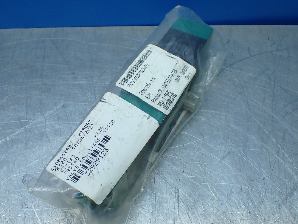 Numatics 150psig Pneumatic Solenoid Valve. - 152ss500k000030