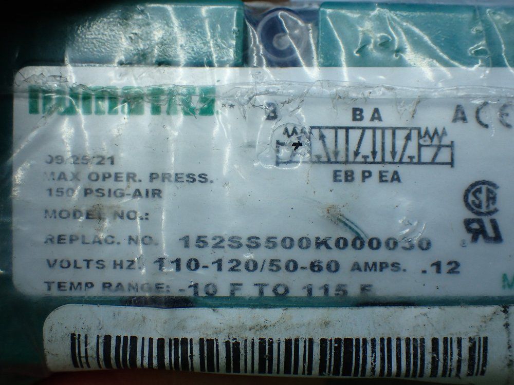 Numatics 150psig Pneumatic Solenoid Valve. - 152ss500k000030