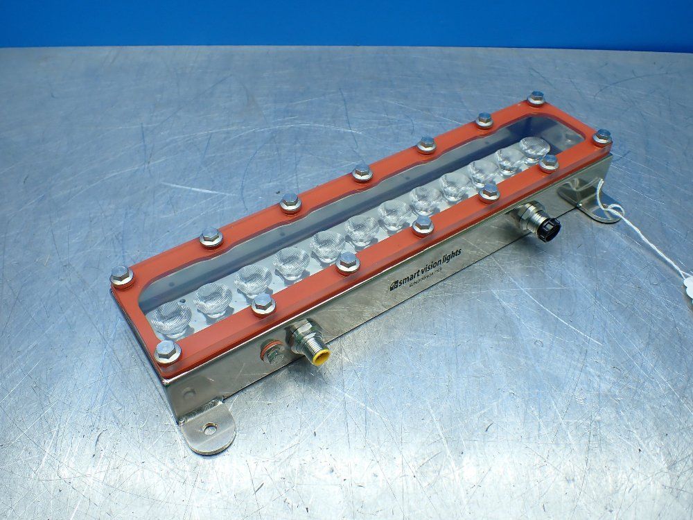 Smart Vision Lights 300mm Linear White Light. Wash Down. - Lw300-cs-whi-l