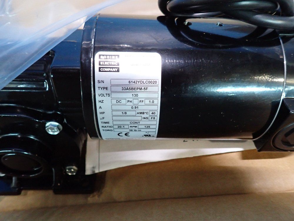 Bodine Elecctric Co. Gear Motor - 33a5bepm-5f