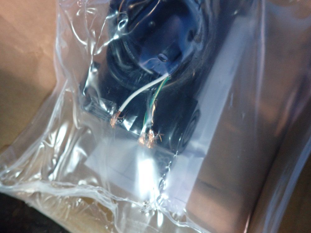 Bodine Elecctric Co. Gear Motor - 33a5bepm-5f