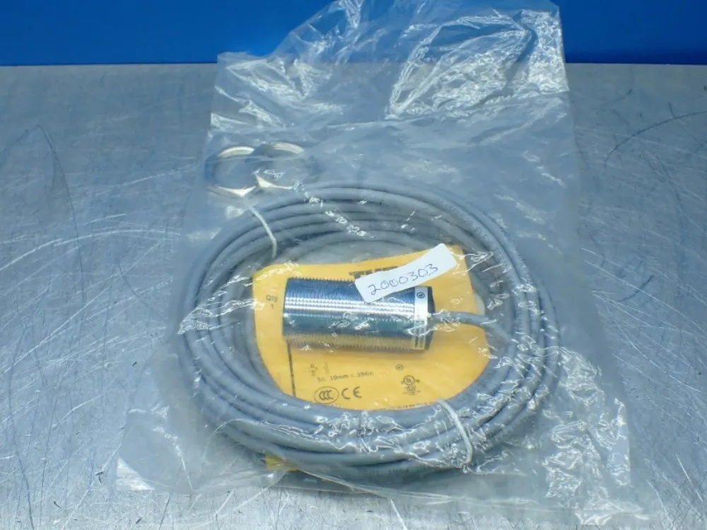 Turck Proximity Sensor - Bi10-m30-ad4x-7m