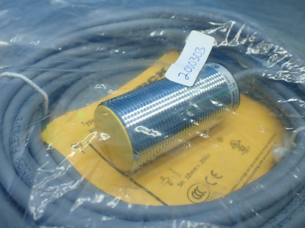 Turck Proximity Sensor - Bi10-m30-ad4x-7m