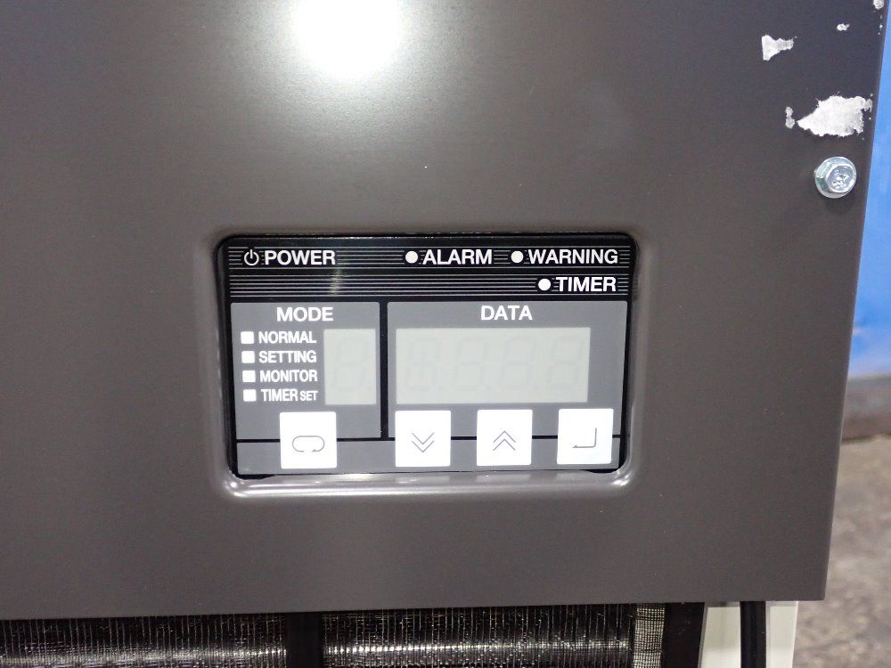 Daikin Oil Cooler - Akz329