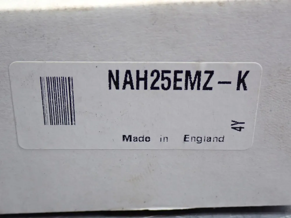 Nsk Load Capacity: 25600n Interchangeable Linear Bearing Guide Block - Nah25emz-k