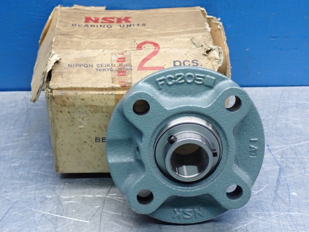 Nsk Round Flange Ball Bearing Unit - Ucfc205nav2s