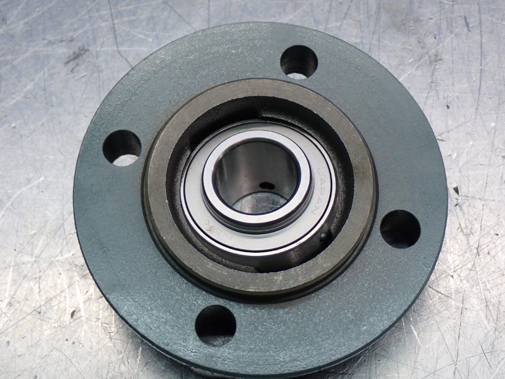 Nsk Round Flange Ball Bearing Unit - Ucfc205nav2s