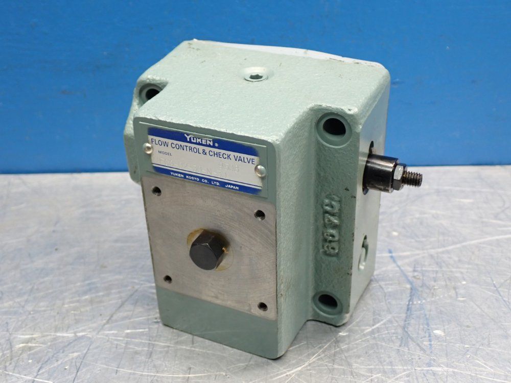 Yuken Kogyo Max Operating Pressure 3,050psi Flow Control Valve Unit - Fcg-02-30-n-30