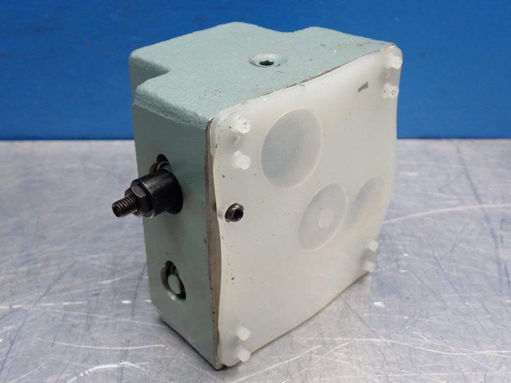 Yuken Kogyo Max Operating Pressure 3,050psi Flow Control Valve Unit - Fcg-02-30-n-30