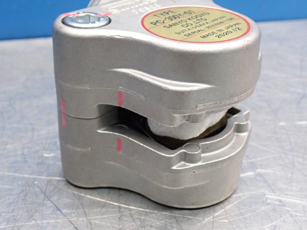 Sanyo Suntes Hydraulic Brake Clamper Unit - Pc-300y-01