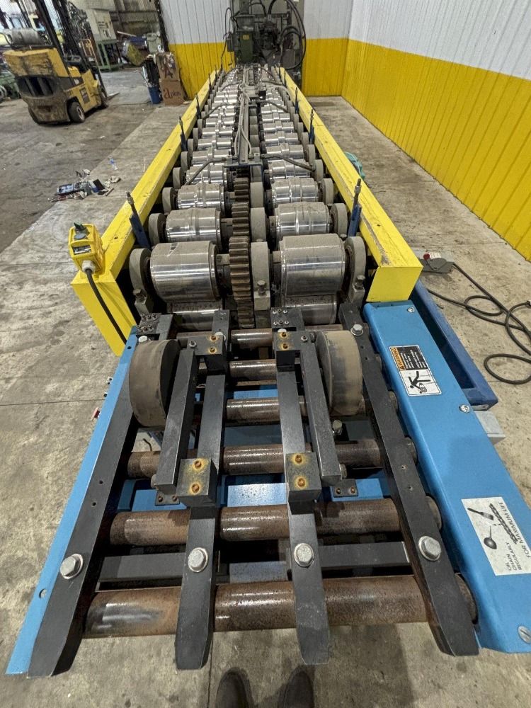 Lockformer Cl-820 Triple X Rollformer - Cl-820 Triple X