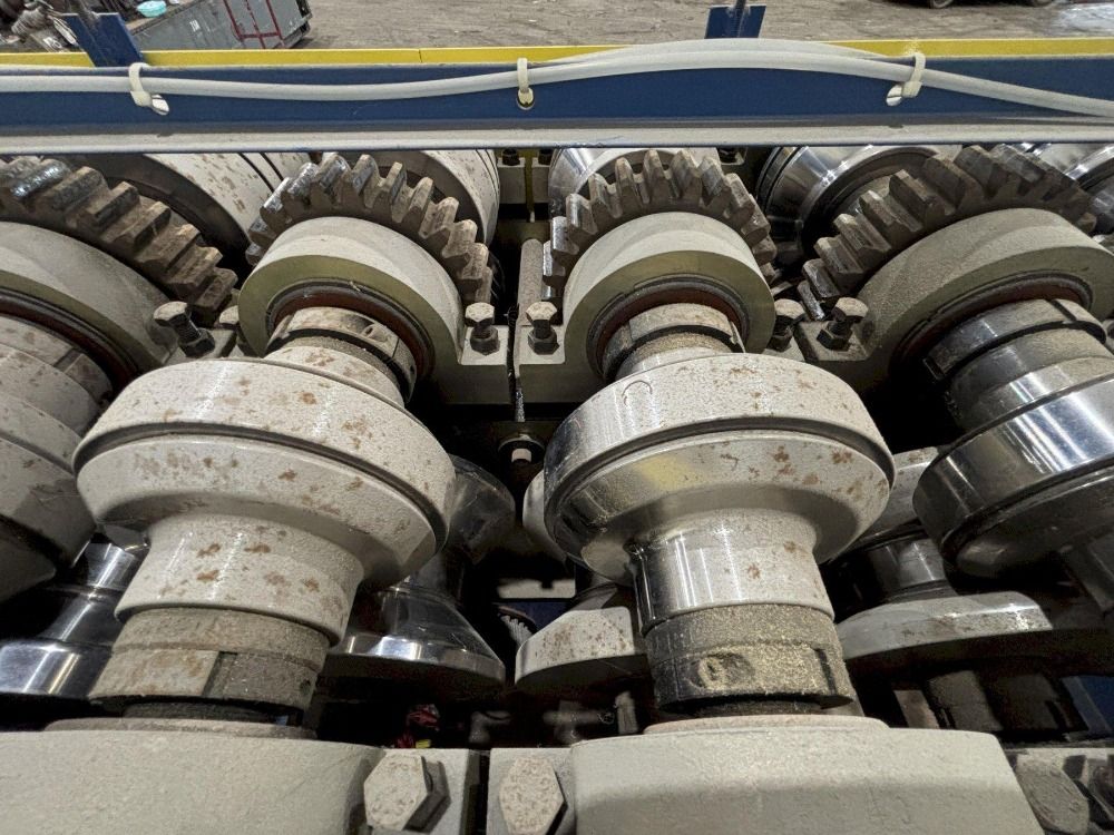 Lockformer Cl-820 Triple X Rollformer - Cl-820 Triple X