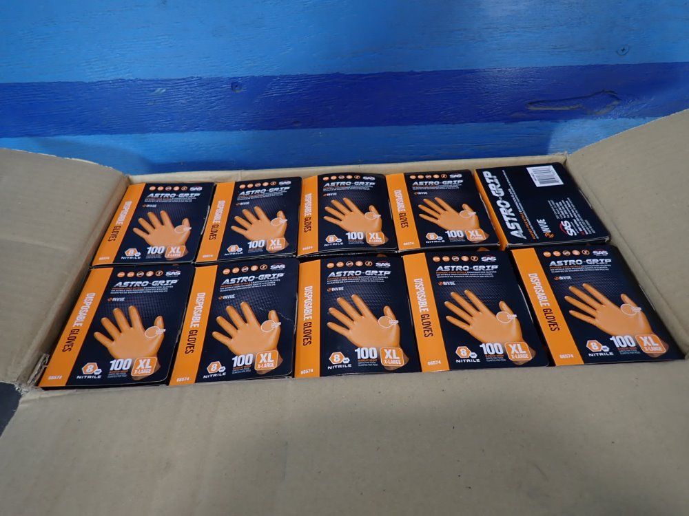 Invue Disposable Gloves