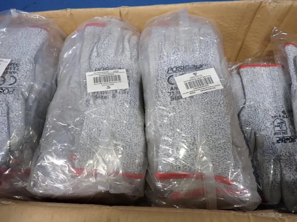 Westchester Small Gloves - Rn78747