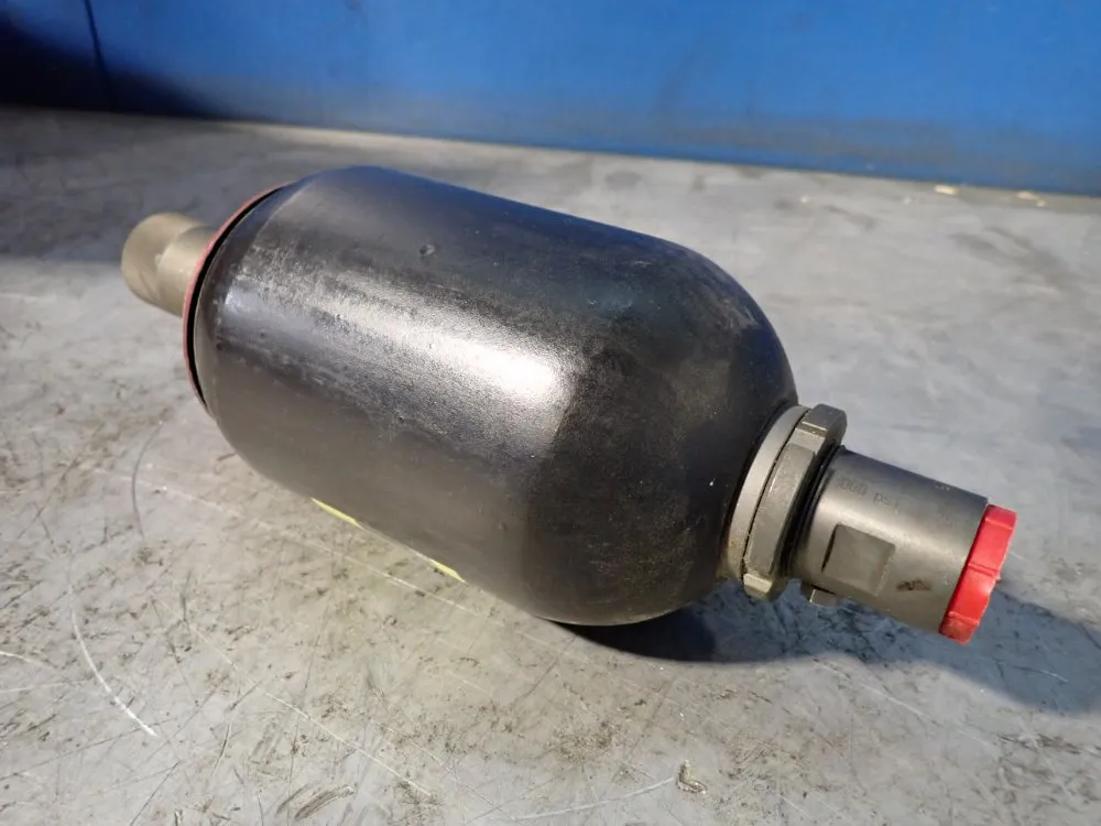 Hydac .25 Gal Accumulator - Sb330-1a1/l12s-2100