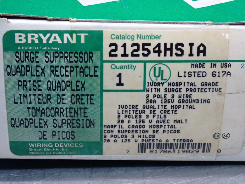 Bryant Straight Blade Isolated Ground Receptacle - 21254hsia