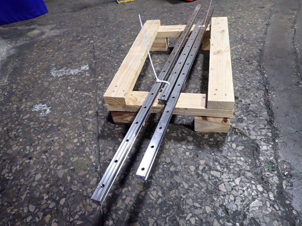  Linear Guide Rails