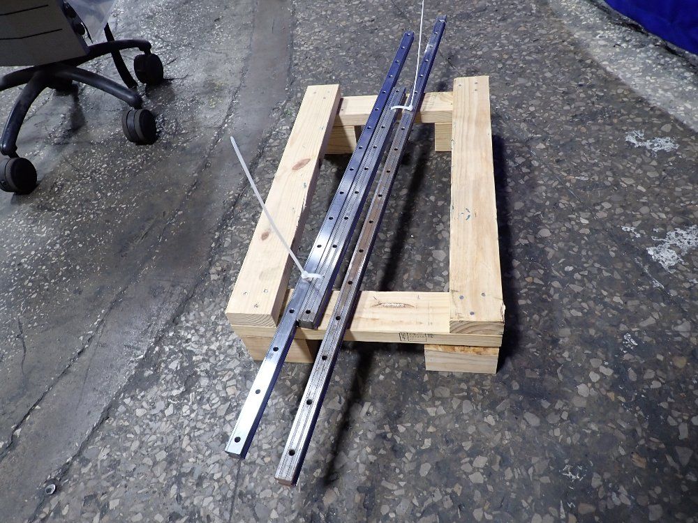  Linear Guide Rails