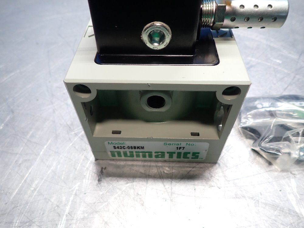 Numatics Soft Start Exhaust Valve