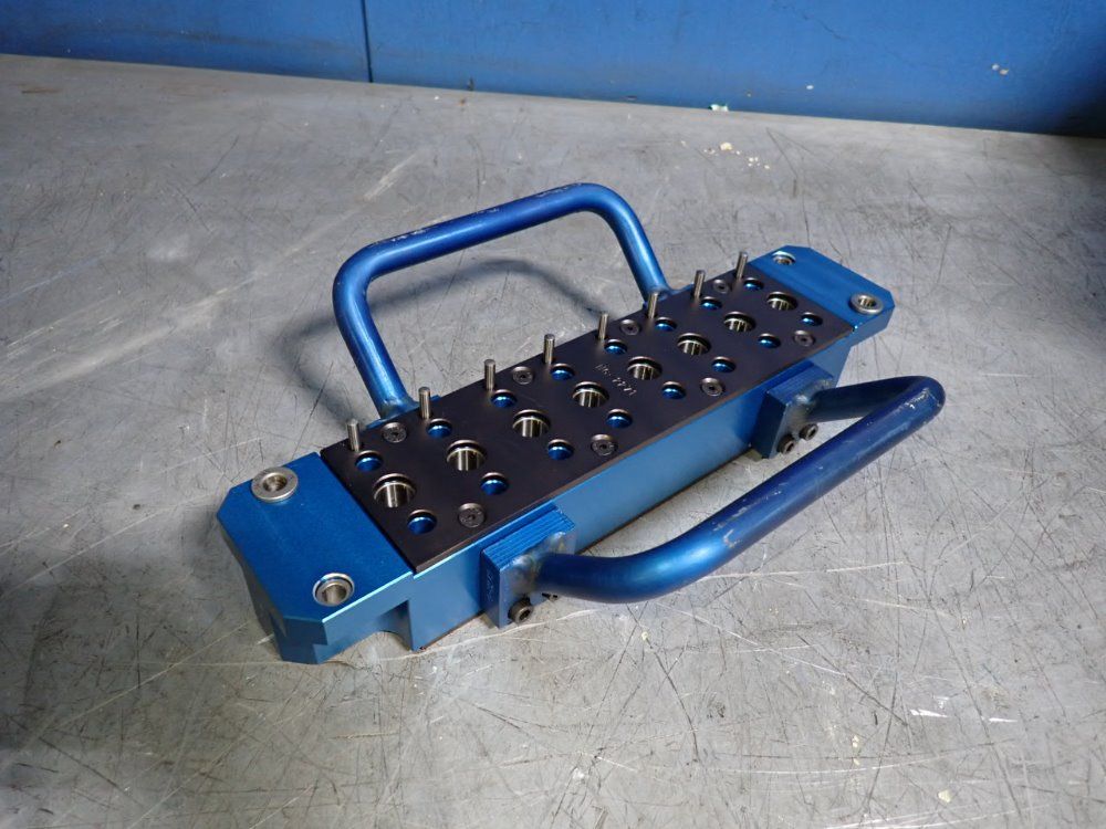  Saddle Assembly