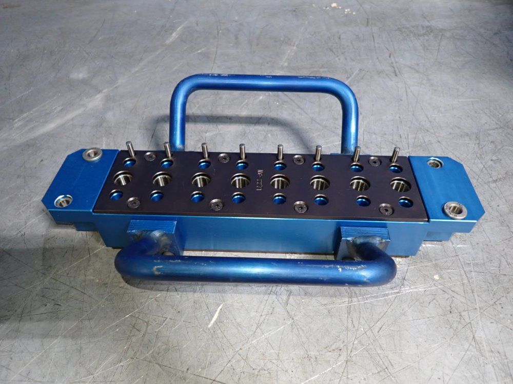  Saddle Assembly