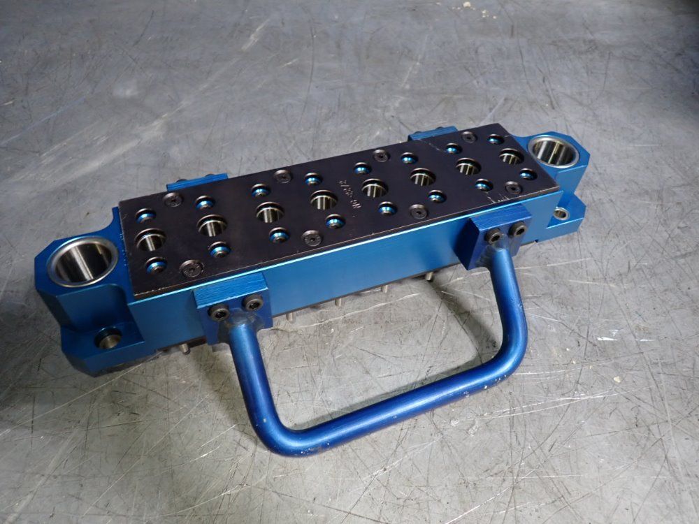  Saddle Assembly