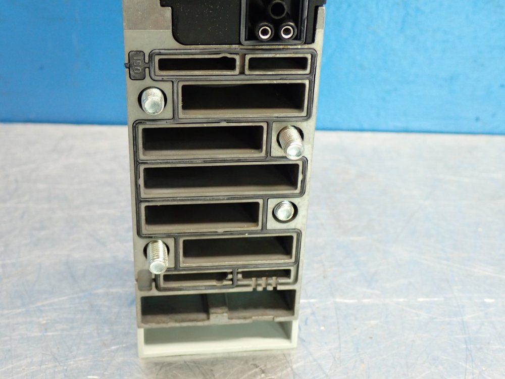 Festo Air Solenoid Valve - 560823