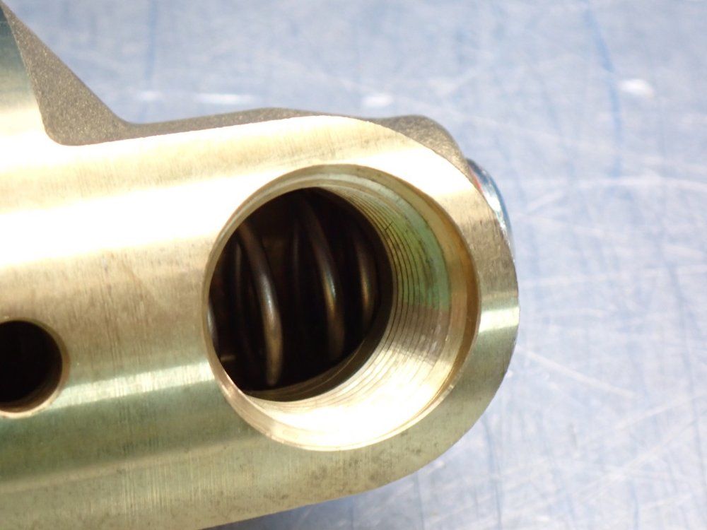 Deublin Hydraulic Fitting - 257-050-104