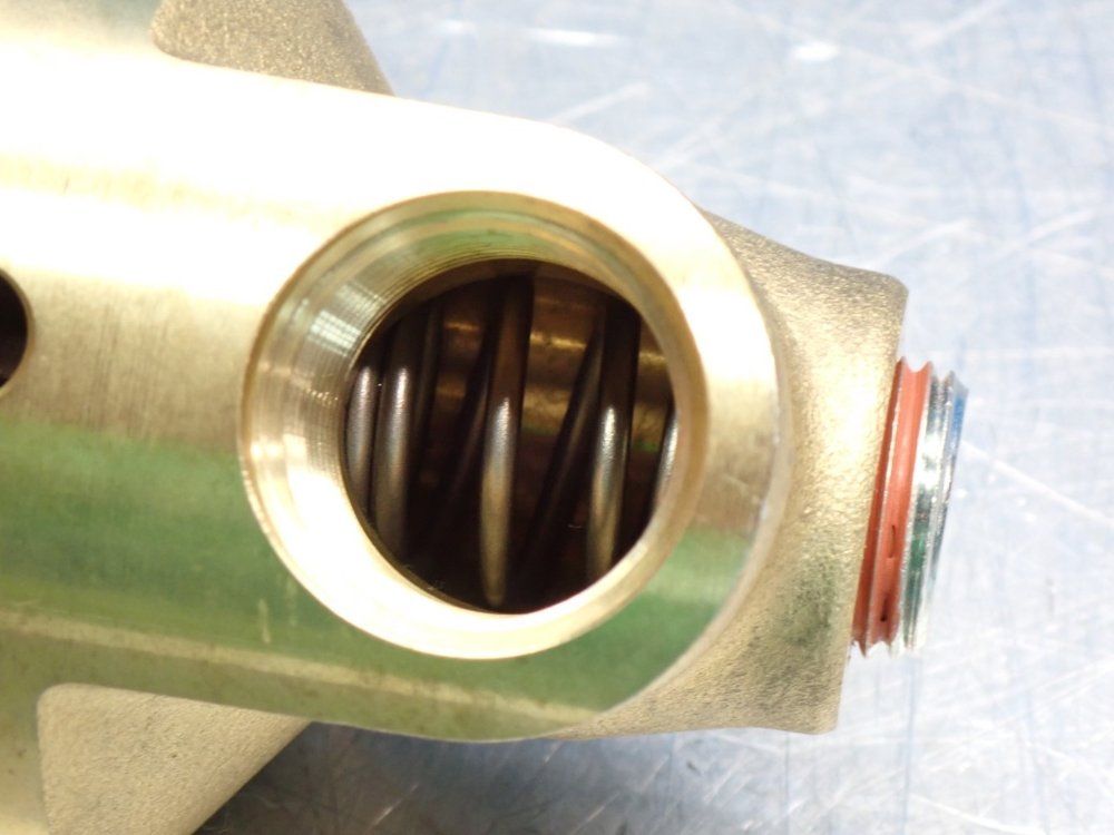 Deublin Hydraulic Fitting - 257-050-104