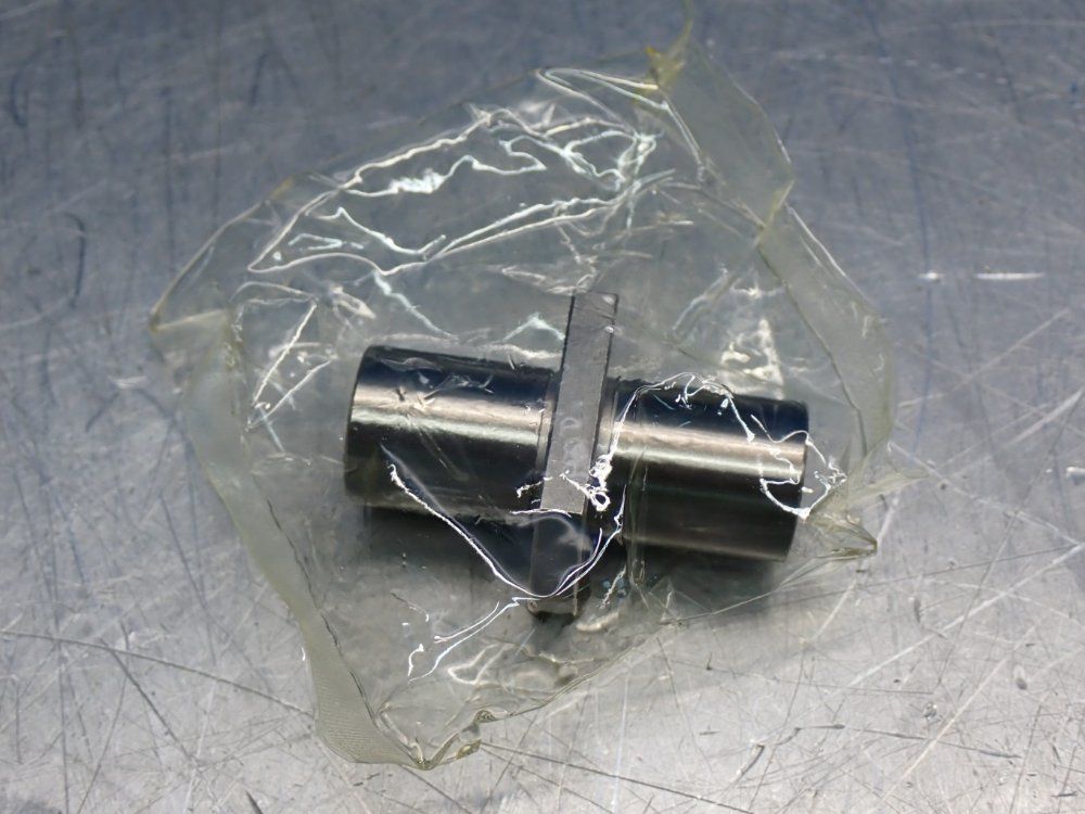 Misumi Center Flanged Linear Ball Bearing, 2pcs - Lhmcwmf12