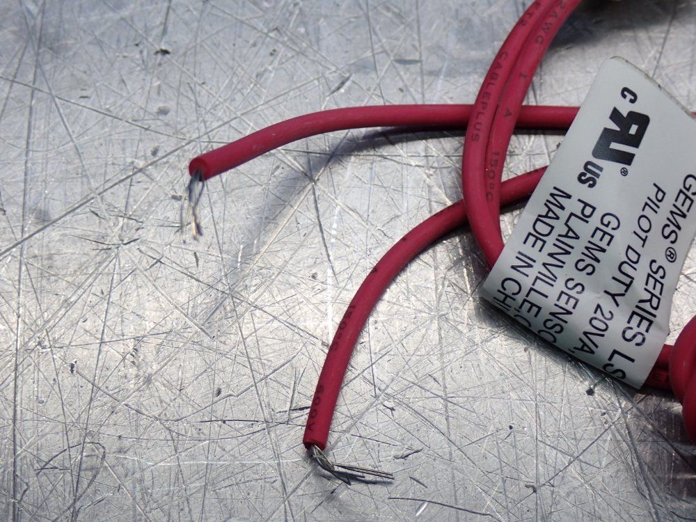 Gems -40 To 300°f Operating Range, 1/8"npt, 300psi Ls-1700 Series Single-point Level Switch Unit - 01701