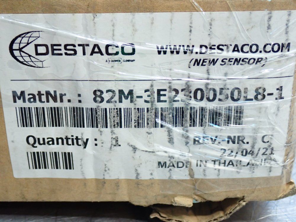 Destaco 6 Bar Max 82m-3 Series Pneumatic Power Clamp - 82m3e230050l8-1