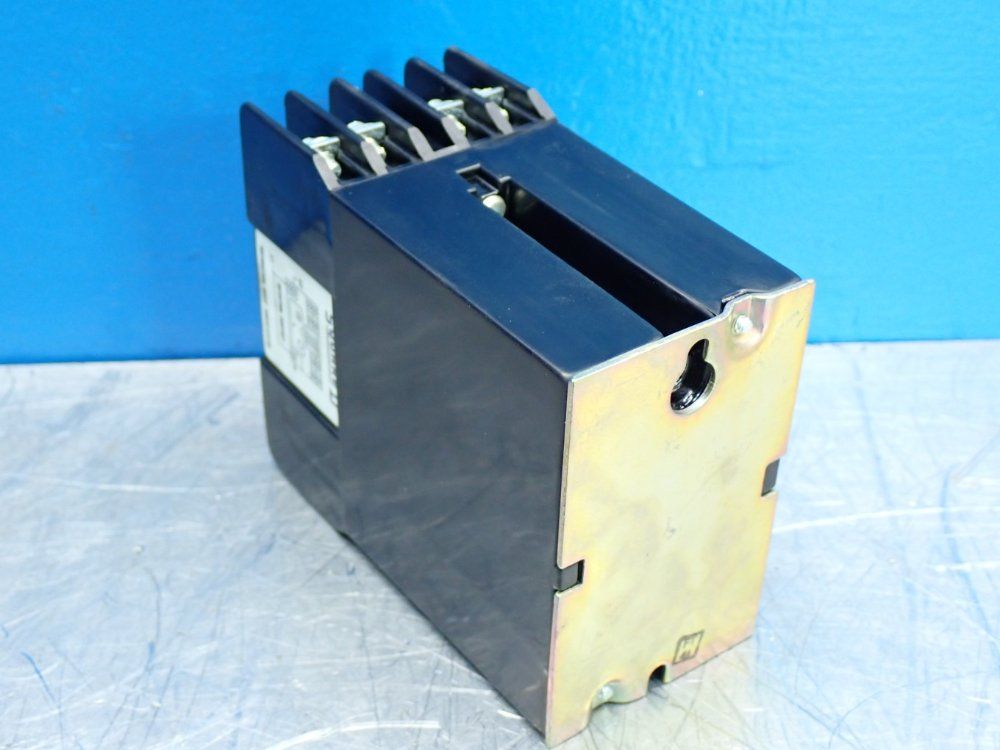 Square D Solid State Timing Relay Module - 9050fsr3